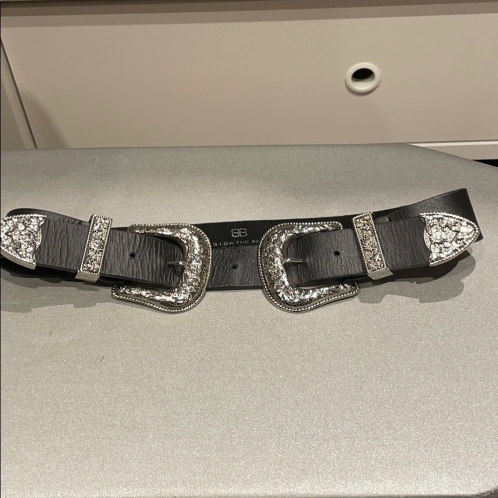 B-Low the belt BriBri belt